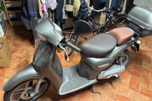 Aprilia Scarabeo 50