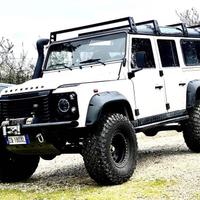 Defender td4 7 posti