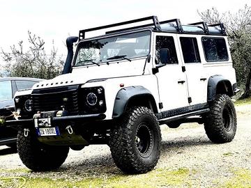 Defender td4 7 posti