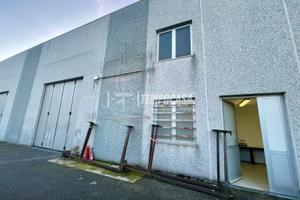 Capannone a Misinto 3 locali