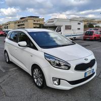 Kia carens 2016