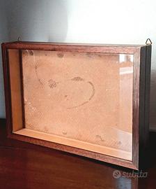 Bella teca espositore in legno vetro, da appendere