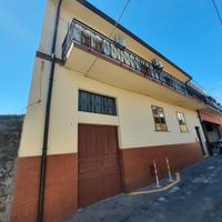 Rif 988Pedara - Appartamento luminoso nel cuore