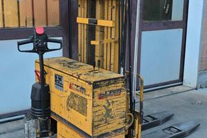 transpallet elevatore ICEM mod. TE16