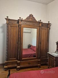 Camera da letto antica stile Umbertino in legno