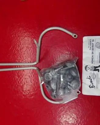 ATTACCHI PARABREZZA BIONDI HONDA