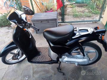 Aprilia Scarabeo 50 2T – Anno 1999