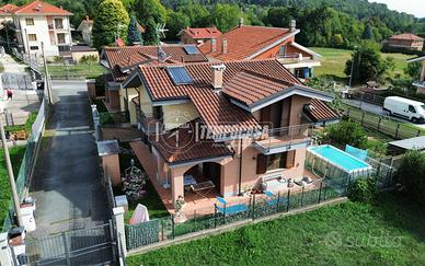 VILLA SEMINDIPENDENTE DI RECENTE COSTRUZIONE CON G
