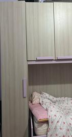 Armadio ponte color megno chiari e lilla