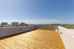 Trilocale uso ufficio con terrazza panoramica
