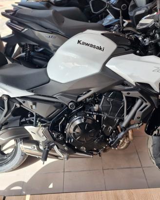 KAWASAKI Z 650 2026 PRONTA CONSEGNA