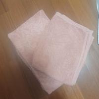 Asciugamani da bagno rosa chiaro