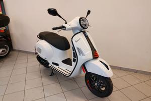 Piaggio Vespa GTS 310 Super Sport IN PRONTA CONSE