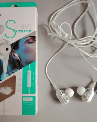 Auricolari per cellulari.