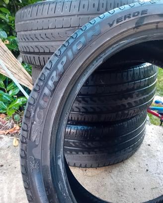gomme 255/40 r20 estive PIRELLI 