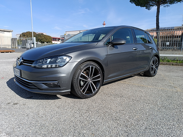 VW golf 7.5 1.6 TDI Virtual Cockpit