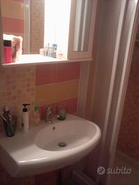 Pisa aeroporto camera singola con bagno