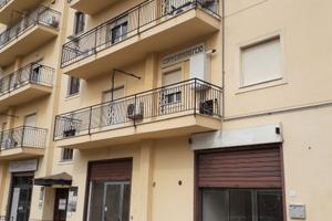 Negozio ufficio commerciale 90mq via imera AG