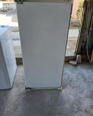 Frigorifero a incasso WHIRLPOOL altezza 122 cm 