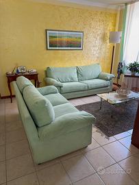 Divani in tessuto vellutato