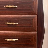 Un mobile che ha attraversato il tempo con dignità