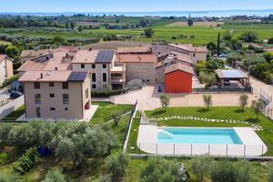 3 LOCALI A BARDOLINO