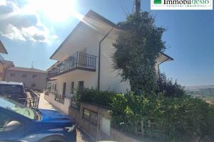 Appartamento di 100 m² con più di 5 locali a Picer