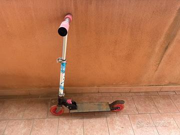Monopattino bambina