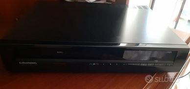 Lettore e videoregistratore VHS Grundig - VS710PAL