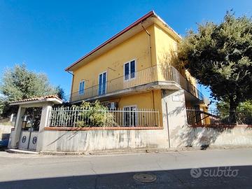 Villa indipendente libera su 4 lati