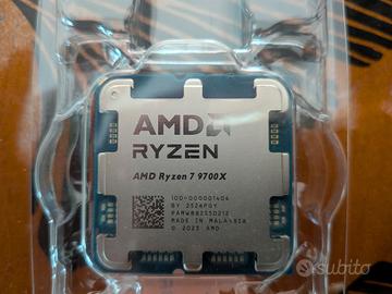 AMD RYZEN 7 9700X