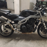 Triumph speed triple 955i