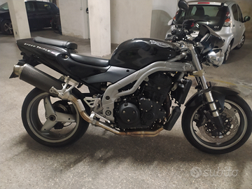 Triumph speed triple 955i