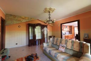 4 LOCALI A TEVEROLA