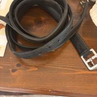 Staffili supreme neri