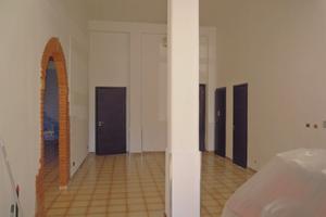 BOTTEGA 120 mq , due servizi e sala fumatori