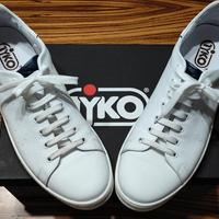 Scarpe sneakers Tyko tg. 45 vera pelle bianche