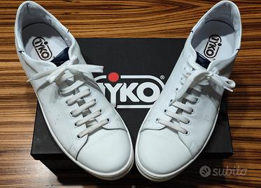 Scarpe sneakers Tyko tg. 45 vera pelle bianche
