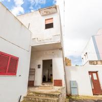 Abitazione d'epoca con antico forno e cortile