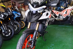 Benelli TRK 902 stradale