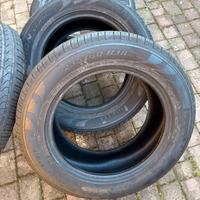 Pneumatici Pirelli 235/60 R18 Stelvio