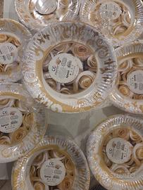 Piatti di carta piccoli