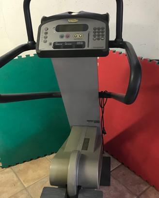 STEPPER TECHNOGYM XTPRO600