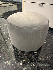 Pouff in velluto grigio Ikea
