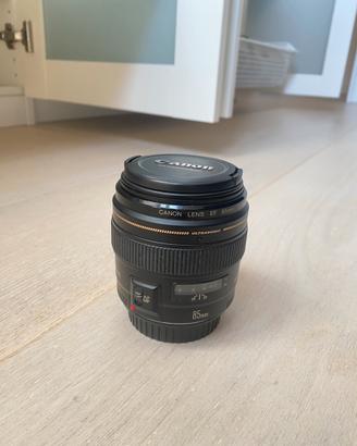 Canon 85 1.8