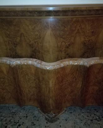 letto matrimoniale in radica di noce.