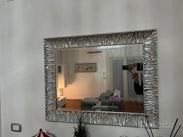Specchio elegante argento