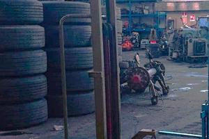 CARRELLO ELEVATORE MANUALE