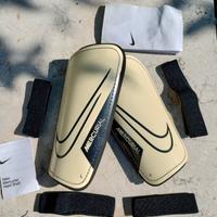 parastinchi Nike mercurial