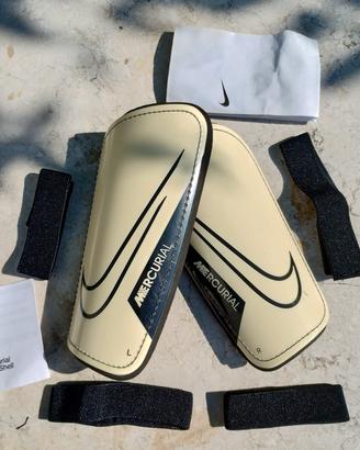 parastinchi Nike mercurial